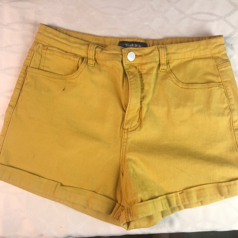ModCloth yellow shorts - Picture 2 of 6